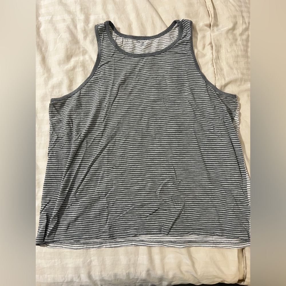 Gap XL Tank